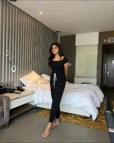 Call Girls Service in Seawoods